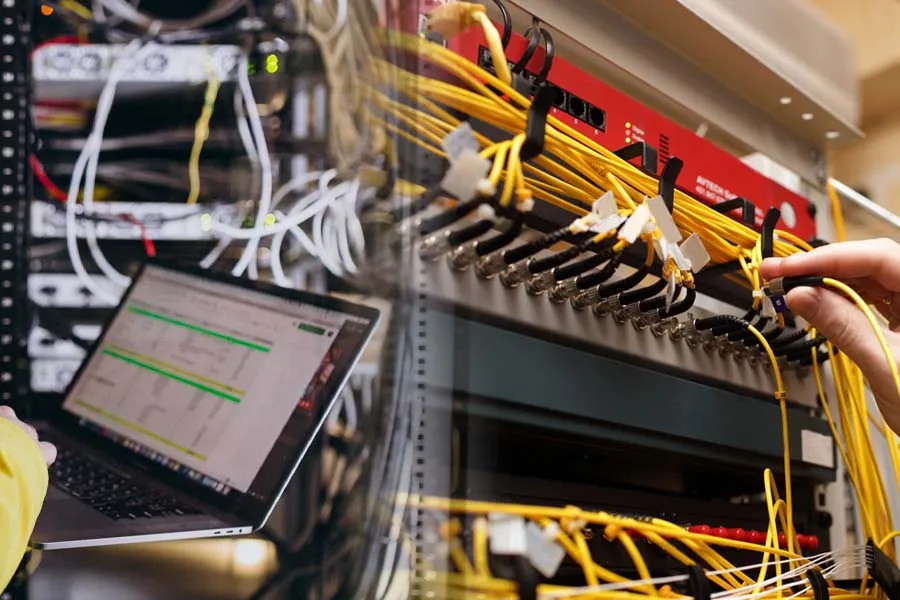 Maintenance Server & Jaringan